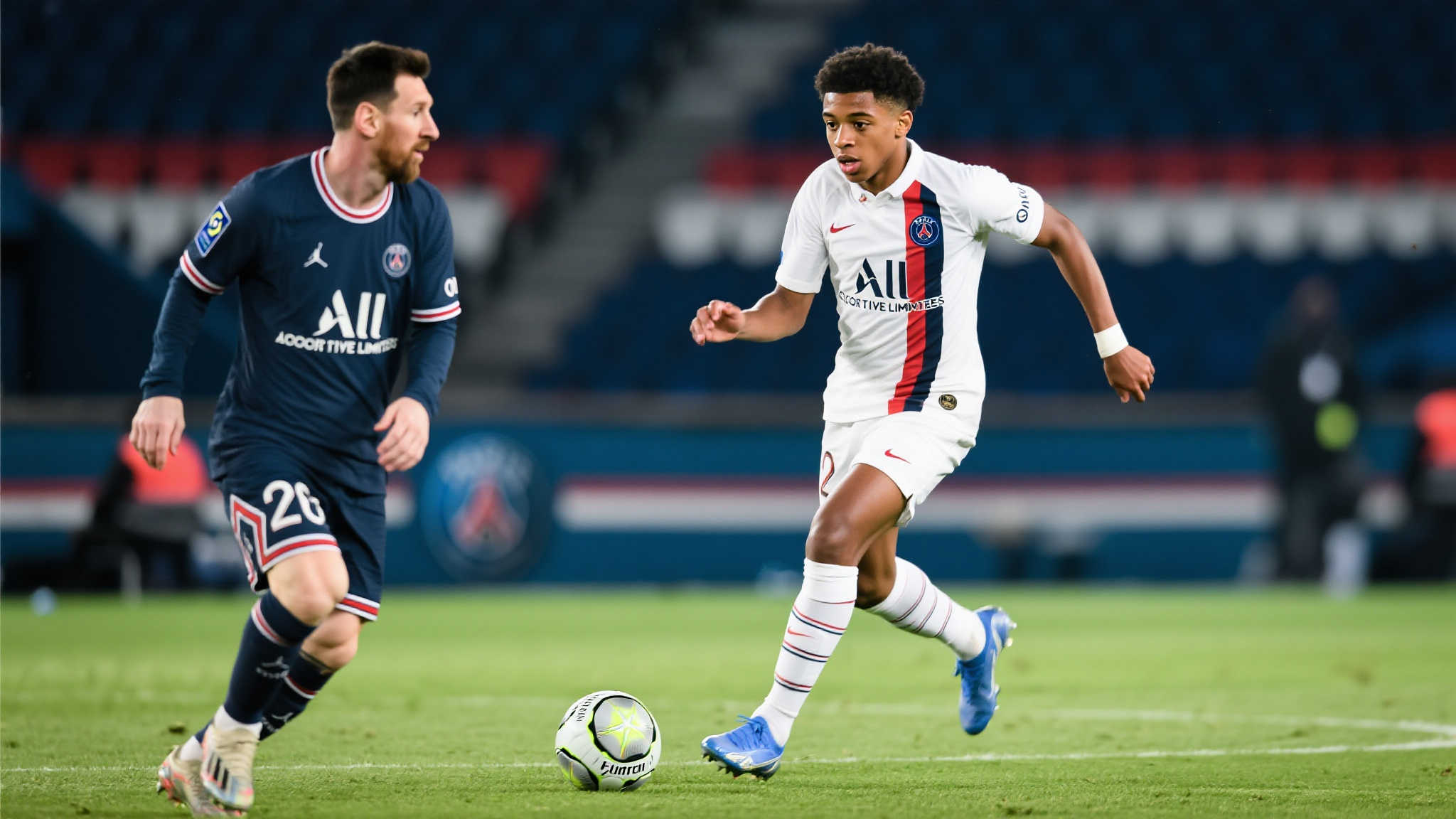 从边缘球员到顶级中场:维蒂尼亚逆袭之路 前言:为质疑而奋进!维蒂尼亚的逆袭之路令人称赞。